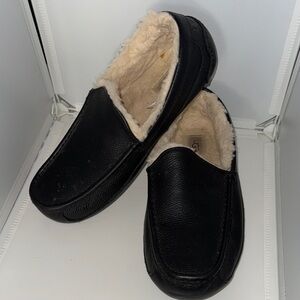 UGG Men's Black Slippers